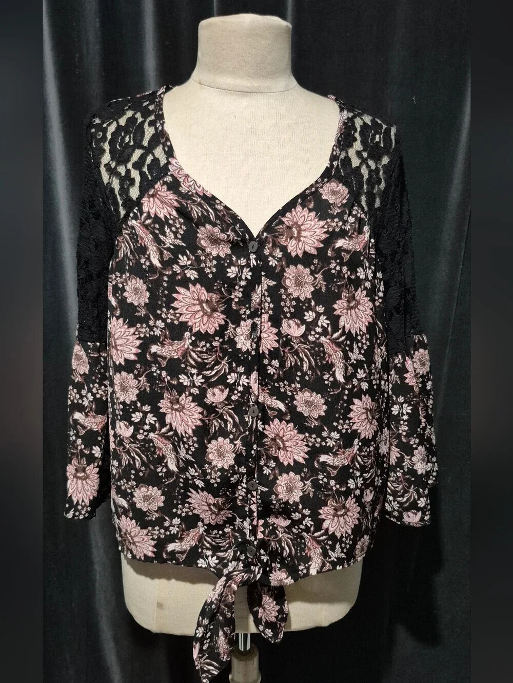 Knox Rose Black Button-Front Floral Top with Pink Print (Box B) - Picture 1 of 9